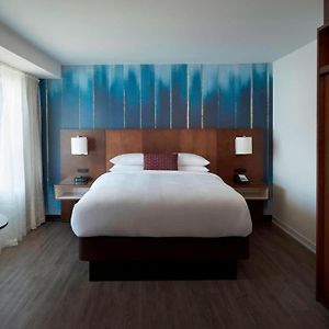 Concierge lounge access Guest room 1 Queen City view